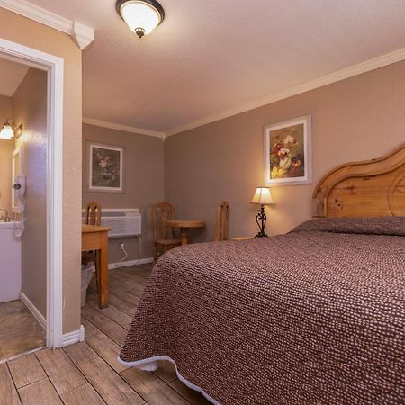 Country Inn Motel Fredericksburg Eksteriør bilde