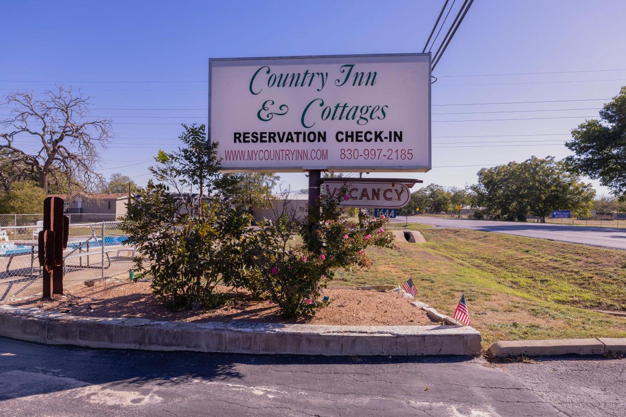 Country Inn Motel Fredericksburg Eksteriør bilde